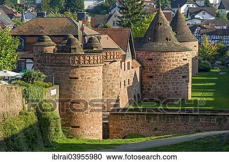 "Untertor or Jerusalemer Tor gate, Red Tower, behind Green tower, west wall of the medieval fortification, old town, Budingen, Hesse, Germany, Europe" View Large Photo Image Stock Image - "Untertor or Jerusalemer Tor gate, Red Tower, behind Green tower, west wall of the medieval fortification, old town, Budingen, Hesse, Germany, Europe". Fotosearch