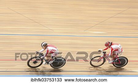 Stock Image - "Urszula Los beating Eugenia Bujak, both Poland, in the Women's Sprint Finals of the GP Vienna 2013, indoor cycling meeting classified as UCI IM1, Ferry-Dusika-Stadium, Vienna, Vienna State, Austria, Europe". Fotosearch