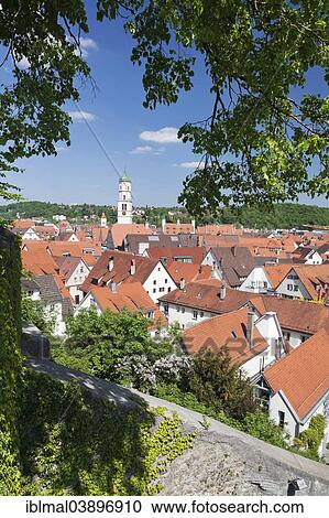 "View across the historic centre to St Martin's Church, Biberach an der Riss, Upper Swabia, Baden-Wurttemberg, Germany, Europe" View Large Photo Image Stock Image - "View across the historic centre to St Martin's Church, Biberach an der Riss, Upper Swabia, Baden-Wurttemberg, Germany, Europe". Fotosearch