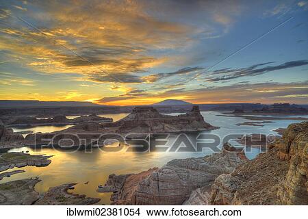 Picture - "View from Alstrom Point to Lake Powell at sunrise, Padre Bay with Gunsight Butte and Navajo Mountain, houseboats, Bigwater, Glen Canyon National Recreation Area, Arizona, Southwestern USA, Utah, USA". Fotosearch