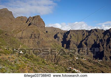 Stock Image - "View from Mt Cruz de Hilda to Mt Masca and Mt Pico Verde, Teno massif, Tenerife, Canary Islands, Spain, Europe". Fotosearch