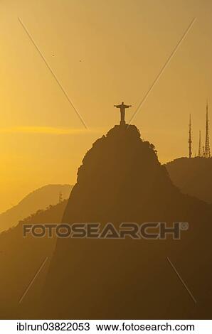 Stock Image - "View from the Sugarloaf Mountain or Pao de Acucar, Rio de Janeiro, Brazil, South America". Fotosearch
