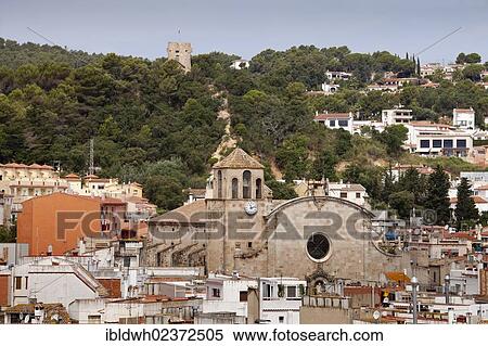 "View of Tossa de Mar and the Church of St. Vincenc, Tossa de Mar, Costa Brava, Catalonia, Spain, Europe, PublicGround, Europe" View Large Photo Image Stock Photography - "View of Tossa de Mar and the Church of St. Vincenc, Tossa de Mar, Costa Brava, Catalonia, Spain, Europe, PublicGround, Europe". Fotosearch