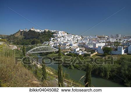 "View over the Rio Guadalete on the old town of Arcos de la Frontera, Andalusia, Spain, Europe" View Large Photo Image Stock Image - "View over the Rio Guadalete on the old town of Arcos de la Frontera, Andalusia, Spain, Europe". Fotosearch