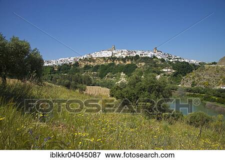 "View over the Rio Guadalete on the old town of Arcos de la Frontera, Andalusia, Spain, Europe" View Large Photo Image Stock Photo - "View over the Rio Guadalete on the old town of Arcos de la Frontera, Andalusia, Spain, Europe". Fotosearch