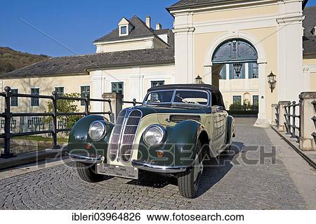 "Vintage BMW 327-28, convertible, saloon car, built in 1939" View Large Photo Image Stock Photograph - "Vintage BMW 327-28, convertible, saloon car, built in 1939". Fotosearch