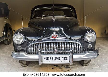 Stock Image - "Vintage Buick Super, built in 1948, Jodhpur, Rajasthan, India, Asia". Fotosearch