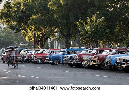 "Vintage cars, Parque de la Fraternidad Americana, Havana, Cuba, North America" View Large Photo Image Stock Image - "Vintage cars, Parque de la Fraternidad Americana, Havana, Cuba, North America". Fotosearch