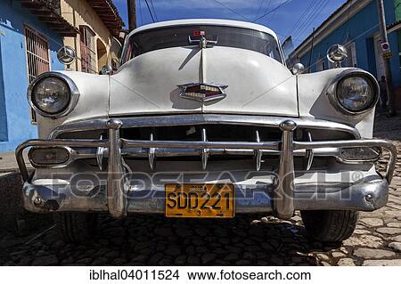 "Vintage Chevrolet from the 1940s, Trinidad, Cuba, North America" View Large Photo Image Picture - "Vintage Chevrolet from the 1940s, Trinidad, Cuba, North America". Fotosearch