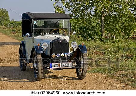"Vintage Dixi DA1 Phaeton, built in 1927" View Large Photo Image Stock Image - "Vintage Dixi DA1 Phaeton, built in 1927". Fotosearch