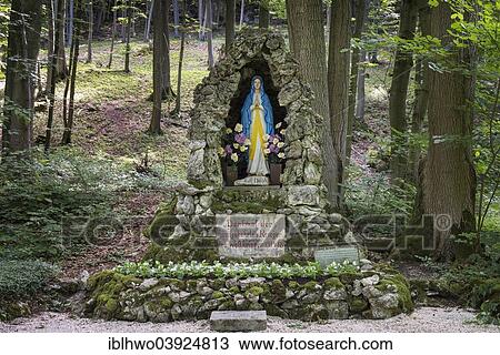 "Virgin Mary statue, World War I memorial in the woods, Schesslitz, Upper Franconia, Franconia, Bavaria, Germany, Europe" View Large Photo Image Stock Image - "Virgin Mary statue, World War I memorial in the woods, Schesslitz, Upper Franconia, Franconia, Bavaria, Germany, Europe". Fotosearch