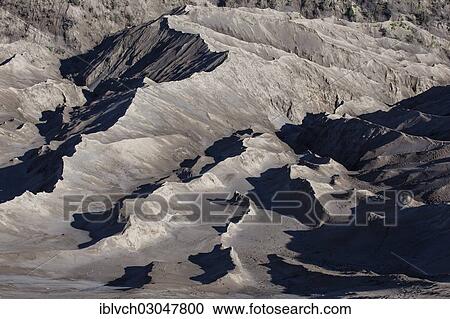 Stock Image - "Volcanic landscape of Mt Bromo volcano, Bromo Tengger Semeru National Park, East Java, Probolingo, Ngadisari, Java, Indonesia, Asia". Fotosearch