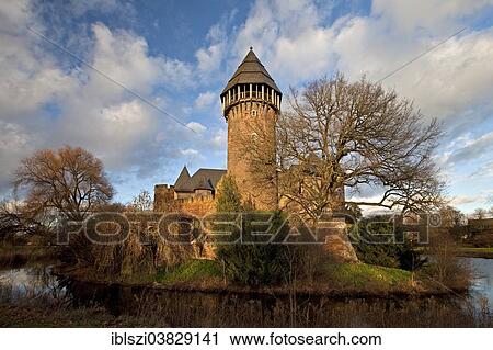 "Wasserschloss Burg Linn, a moated castle in Krefeld-Linn, Lower Rhine region, Westphalia, North Rhine-Westphalia, Germany, Europe" View Large Photo Image Stock Image - "Wasserschloss Burg Linn, a moated castle in Krefeld-Linn, Lower Rhine region, Westphalia, North Rhine-Westphalia, Germany, Europe". Fotosearch