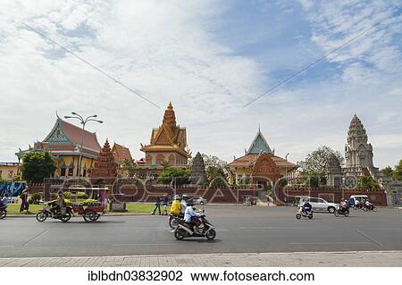 Stock Image - "Wat Ounalom, Phnom Penh, Cambodia, Asia". Fotosearch
