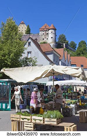"Weekly farmers' market, Schloss Hellenstein Castle, Heidenheim an der Brenz, Swabian Alb, Baden-Wuerttemberg, Germany, Europe" View Large Photo Image Stock Image - "Weekly farmers' market, Schloss Hellenstein Castle, Heidenheim an der Brenz, Swabian Alb, Baden-Wuerttemberg, Germany, Europe". Fotosearch