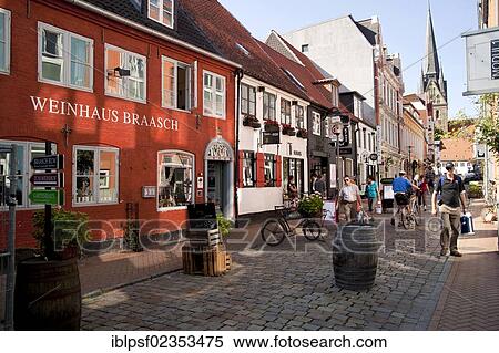 "Weinhaus Braasch wine-house and Rote Strasse, Flensburg, Schleswig-Holstein, Germany, Europe" View Large Photo Image Stock Photography - "Weinhaus Braasch wine-house and Rote Strasse, Flensburg, Schleswig-Holstein, Germany, Europe". Fotosearch