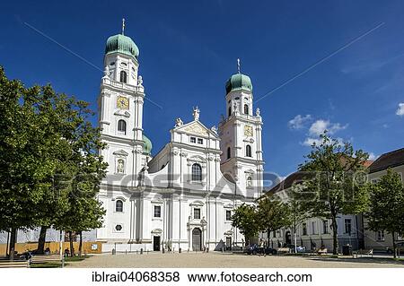 "West facade, St. Stephen's Cathedral, Passau, Lower Bavaria, Bavaria, Germany, Europe" View Large Photo Image Stock Photo - "West facade, St. Stephen's Cathedral, Passau, Lower Bavaria, Bavaria, Germany, Europe". Fotosearch