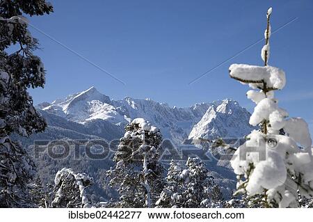 Stock Photo - "Wetterstein Range, Alpspitze Mountain, Zugspitze Mountain, winter, snow landscape, Garmisch-Partenkirchen, Upper Bavaria, Bavaria, Germany, Europe". Fotosearch
