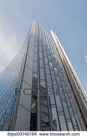 "Willis Building, by architect Norman Foster, London, London region, England, United Kingdom, Europe" View Large Photo Image Picture - "Willis Building, by architect Norman Foster, London, London region, England, United Kingdom, Europe". Fotosearch