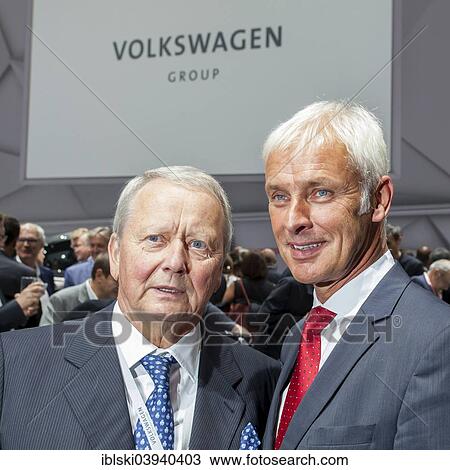 Stock Image - "Wolfgang Porsche, Chairman of the Board of Porsche AG, left, and Matthias Muller, CEO of Porsche AG, right, Group Night of the Volkswagen AG at the 65th International Automobile Exhibition IAA 2013, Frankfurt am Main, Hesse, Germany, Europe". Fotosearch