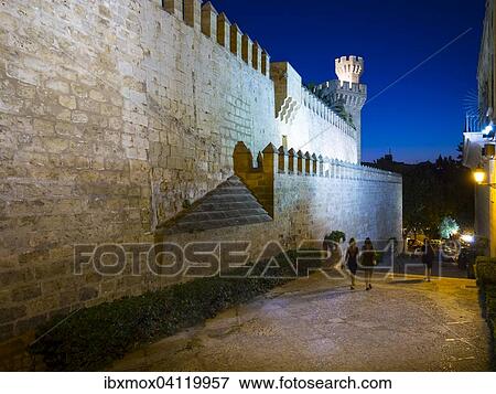 Almudaina Palace, Palau de l'Almudaia, Avinguda de Gabriel Roca, Parc de la Mar, historic centre, Ciutat Antiga, Palma de Majorca, Majorca, Balearic Islands, Spain, Europe View Large Photo Image Stock Photo - Almudaina Palace, Palau de l'Almudaia, Avinguda de Gabriel Roca, Parc de la Mar, historic centre, Ciutat Antiga, Palma de Majorca, Majorca, Balearic Islands, Spain, Europe. Fotosearch