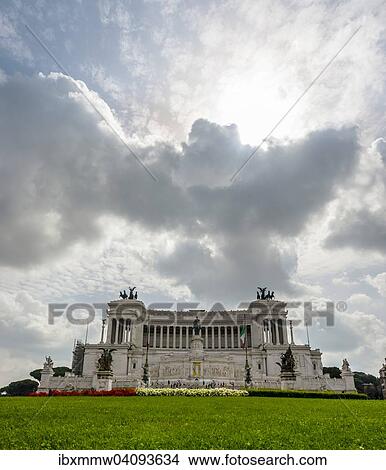 Picture - Altare della Patria national monument, Piazza Venezia, Rome, Lazio, Italy, Europe. Fotosearch
