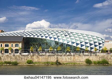 Balna building, Danube, Budapest, Hungary, Europe View Large Photo Image Stock Photography - Balna building, Danube, Budapest, Hungary, Europe. Fotosearch
