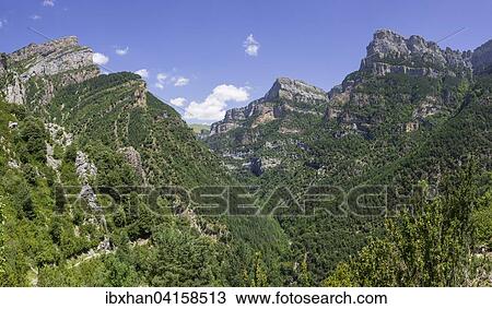 Stock Image - Canon de Aniscio, Fanlo, Aragon, Spain, Europe. Fotosearch