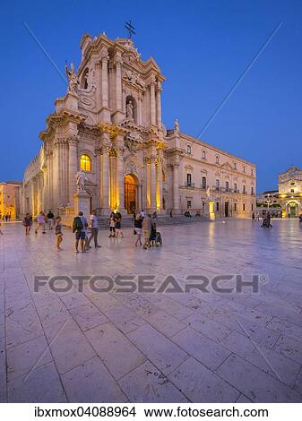 Church of Santa Lucia alla Badia on cathedral square, La Vergine del Piliere, Syracuse, Province of Syracuse, UNESCO World Heritage Site, island of Ortigia, Ortigia, Sicily, Italy, Europe View Large Photo Image Picture - Church of Santa Lucia alla Badia on cathedral square, La Vergine del Piliere, Syracuse, Province of Syracuse, UNESCO World Heritage Site, island of Ortigia, Ortigia, Sicily, Italy, Europe. Fotosearch