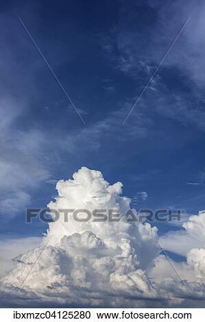 Stock Image - Cumulus cloud. Fotosearch