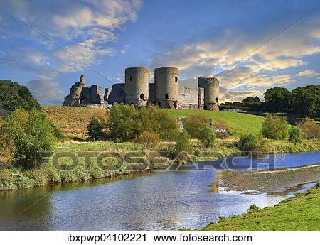 Stock Image - Medieval Rhuddlan Castle, built in 1277 for Edward 1st, next to the River Clwyd, Rhuddlan, Denbighshire, Wales, United Kingdom, Europe. Fotosearch