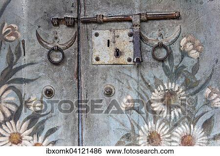 Old castle, flowers, painted front door, Dutch Palace, Mattancherry, Kochi, Cochin, Kerala, India, Asia View Large Photo Image Stock Photograph - Old castle, flowers, painted front door, Dutch Palace, Mattancherry, Kochi, Cochin, Kerala, India, Asia. Fotosearch
