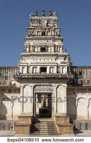 Stock Image - Old Rangji Temple, Pushkar, Rajasthan, India, Asia. Fotosearch