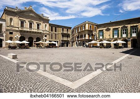 Piazza Duomo, Atri, Abruzzo, Italy, Europe View Large Photo Image Stock Image - Piazza Duomo, Atri, Abruzzo, Italy, Europe. Fotosearch