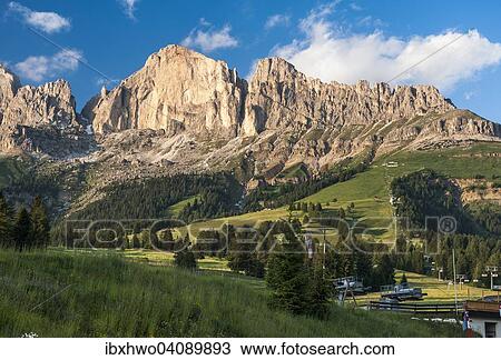Stock Image - Rosengarten group, southern ridge with Mt Rotwand, Croda Rossa, 2806 m, cablecar station at Karerpass, Dolomites, South Tyrol, Trentino-Alto Adige, Italy, Europe. Fotosearch