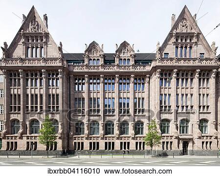 Stock Image - Stahlhof, or Steelyard, 1908, today Administrative Court, Dusseldorf, Rhineland, North Rhine-Westphalia, Germany, Europe. Fotosearch
