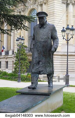 Stock Image - Winston Churchill statue at Petit Palais, Paris, France, Europe. Fotosearch
