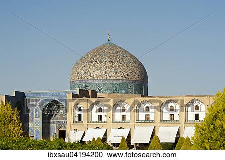Stock Image - Colorful tiled dome, Sheikh Lotfollah Mosque, Maidan Square, also Naqsh-e Jahan Square, Isfahan, Iran, Asia. Fotosearch