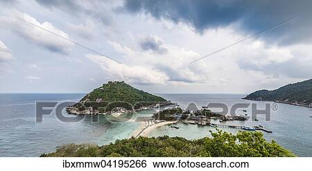 Stock Photograph - View across Koh Nang Yuan or Nangyuan, near Koh Tao, Gulf of Thailand, Thailand, Asia. Fotosearch