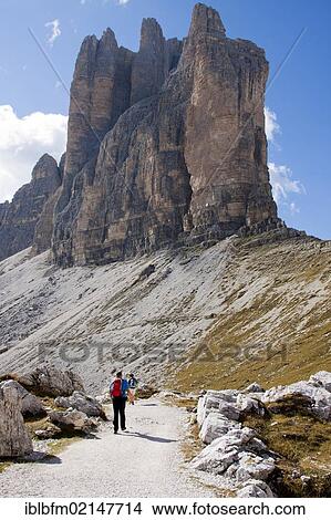 Drei Zinnen Trail, Tre Cime di Lavaredo, Dolomites, Italy, Europe View Large Photo Image Picture - Drei Zinnen Trail, Tre Cime di Lavaredo, Dolomites, Italy, Europe. Fotosearch