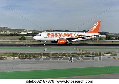 Stock Photograph - Easy jet G-EZIS Airbus A 319-111, Palma de Mallorca Airport, Palma, Majorca, Spain, Europe. Fotosearch