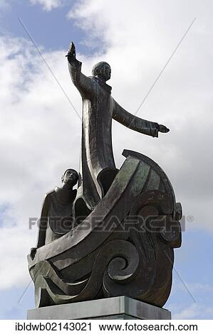 Stock Image - Memorial to St. Brendan the Traveller, Wolfe Tone Square, Bantry, County Cork, Ireland, Europe. Fotosearch