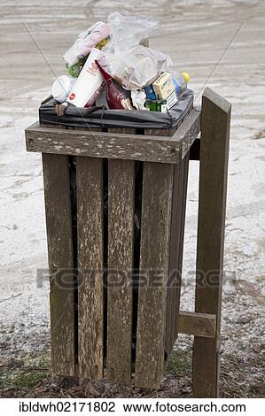 Stock Image - Over-flowing rubbish bin, Beversee carpark, Bergkamen, Unna district, Ruhr Area, North Rhine-Westphalia, Germany, Europe, PublicGround, Europe. Fotosearch