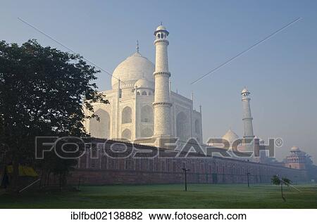 Taj Mahal, UNESCO World Heritage Site, at the banks of the river Yamuna, Agra, Uttar Pradesh, India, Asia View Large Photo Image Stock Image - Taj Mahal, UNESCO World Heritage Site, at the banks of the river Yamuna, Agra, Uttar Pradesh, India, Asia. Fotosearch
