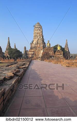 Stock Image - Wat Chaiwatthanaram temple, Ayutthaya, Thailand, Asia. Fotosearch