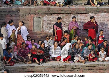Women and children, Nyatapola Pagoda, Taumadhi square, Bhaktapur, Kathmandu Valley, Nepal, Asia View Large Photo Image Stock Image - Women and children, Nyatapola Pagoda, Taumadhi square, Bhaktapur, Kathmandu Valley, Nepal, Asia. Fotosearch