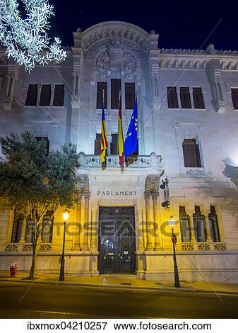 Facade Of The Parliament Ubicat A La Placa Plaza De Cort