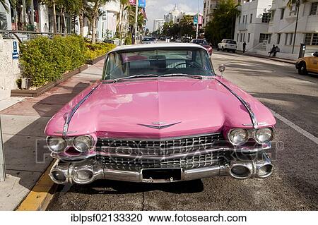 ピンク キャデラック 中に アール デコ地区 の 南ビーチ マイアミ フロリダ アメリカ 北アメリカ ストックイメージ Iblpsf Fotosearch