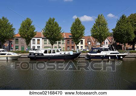 Boats on the Coupure Canal, Bruges, West Flanders, Flemish Region, Belgium, Europe View Large Photo Image Stock Image - Boats on the Coupure Canal, Bruges, West Flanders, Flemish Region, Belgium, Europe. Fotosearch