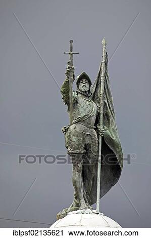 Bronze statue of the explorer Vasco Núñez Balboa standing on a globe, Panama City, Panama, Central America, North America View Large Photo Image Stock Image - Bronze statue of the explorer Vasco Núñez Balboa standing on a globe, Panama City, Panama, Central America, North America. Fotosearch